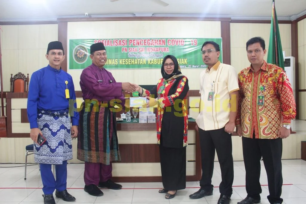 PENGADILAN NEGERI SIAK SRI INDRAPURA GELAR SOSIALISASI COVID-19
