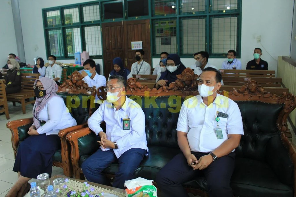 Pengantar Alih Tugas Hakim dan Pegawai Pengadilan Negeri Siak Sri Indrapura