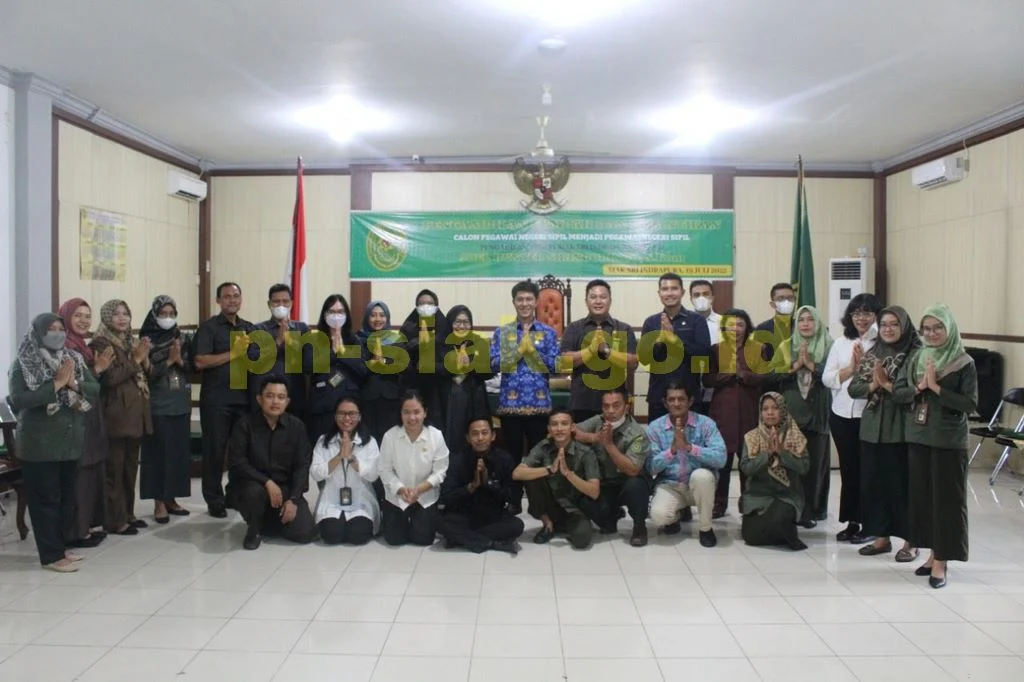 Pengambilan Sumpah Dan Pelantikan Calon Pegawai Negeri Sipil Menjadi Pegawai Negeri Sipil