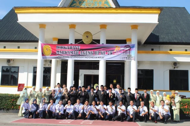 Upacara Memperingati Hari Ulang Tahun Mahkamah Agung Republik Indonesia Ke-79