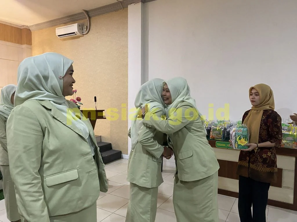Pelantikan Pengurus Cabang Dharmayukti Karini Cabang Siak Sri Indrapura Masa Bakti 2025-2028 — foto 4