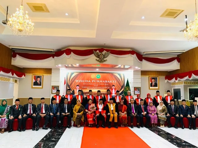 Wisuda Purna Bakti Ketua Pengadilan Tinggi Riau Bapak Asli Ginting, S.H., M.H