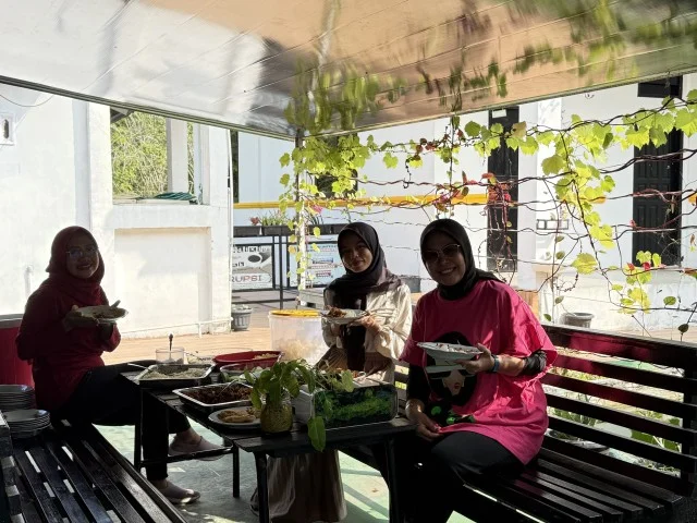 Senam Jumat Pagi — foto 9