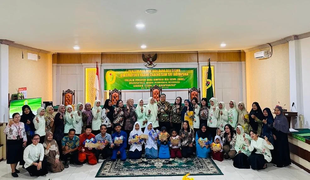 Penyerahan BDBS Tahun 2025 Dharmayukti Karini Cabang Siak Sri Indrapura