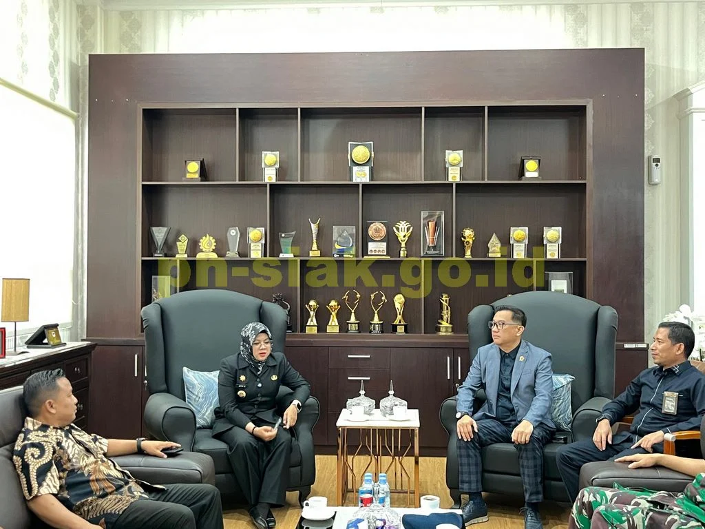 Pelantikan dan Pengambilan Sumpah Pejabat Pimpinan Tinggi Pratama Sekretaris Daerah Kabupaten Siak