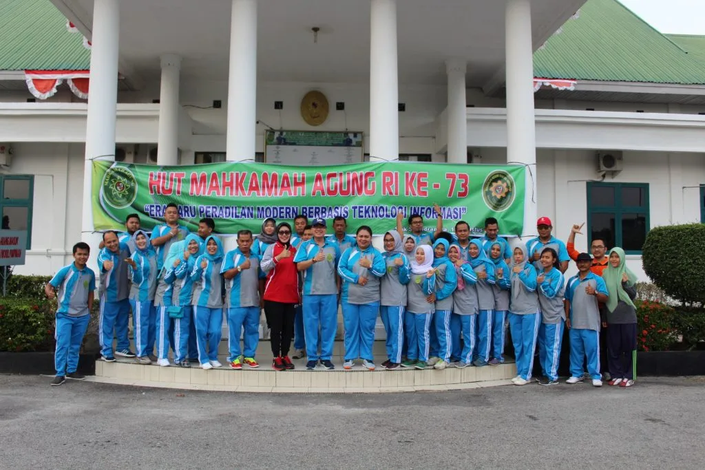 Upacara Memperingati HUT Mahkamah Agung RI Ke-73 — foto 4