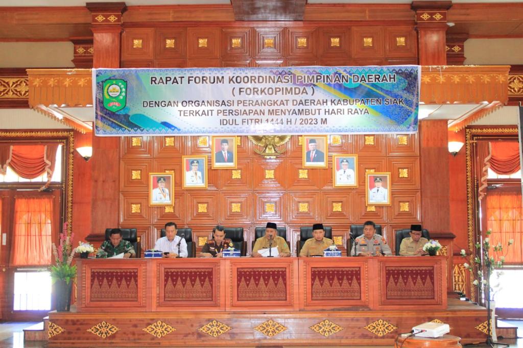 Rapat FORKOPIMDA dengan Organisasi Perangkat Daerah Kabupaten Siak Terkait Persiapan Menyambut Hari Raya Idul Fitri 1444H